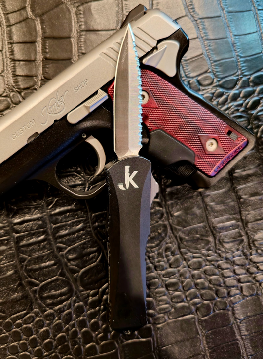 The Mini Hallux (OTF Knife)