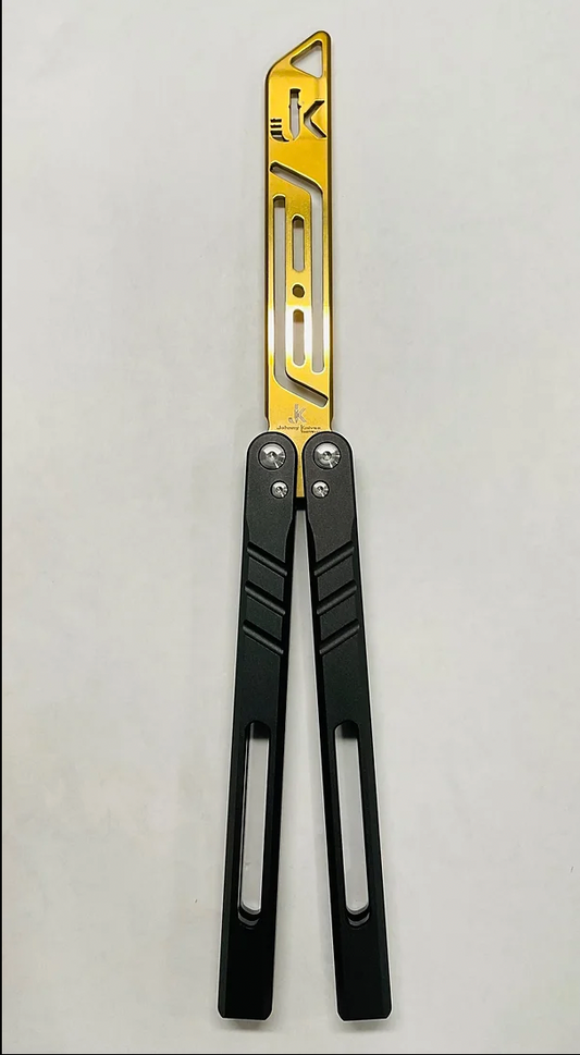 Mariposa Numero Uno - Black Handle / Gold Trainer Blade