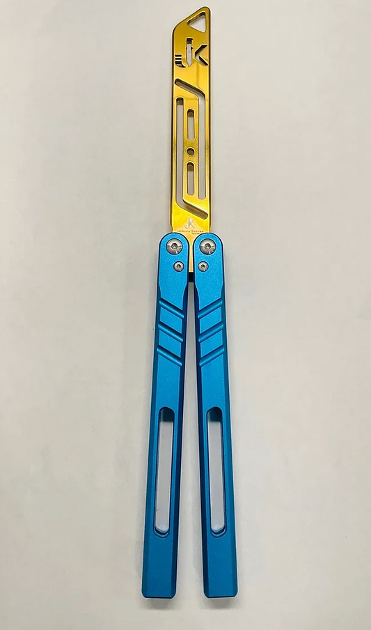 Mariposa Numero Uno - Blue Handle / Gold Trainer Blade